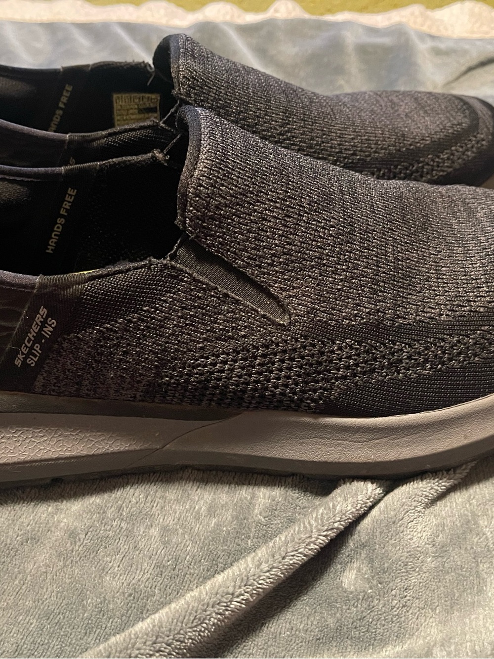 Skechers Men's Neville-Rovelo Slip-in Sneaker SIze 12
